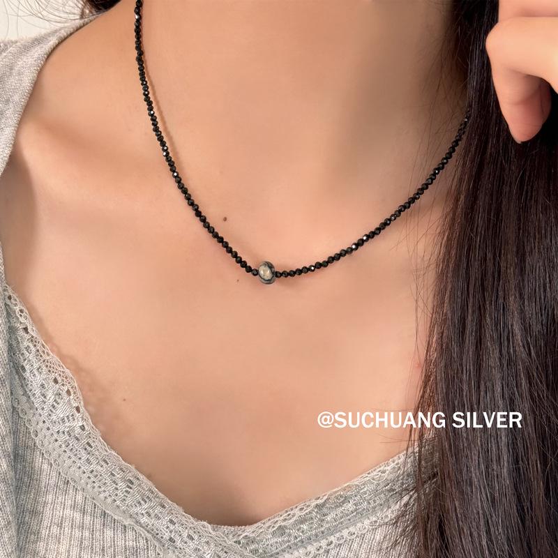 Серебряное ожерелье S925 с бусинами из черного шпинели и серого камня - Милая, крутая, высококачественная многослойная цепочка на ключицу для девушек