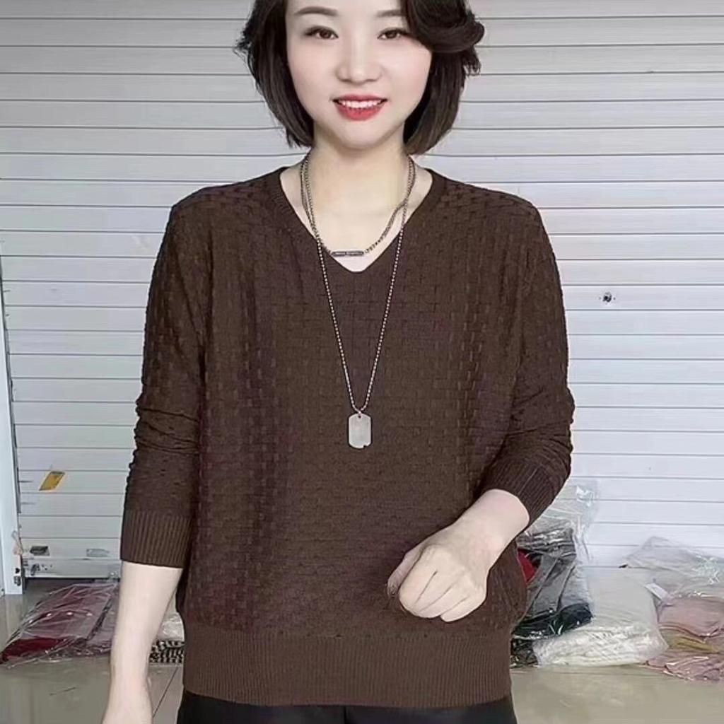 Spring and Autumn Women's Long-sleeved Knit Sweater Mother Lazy Solid Color Loose Top