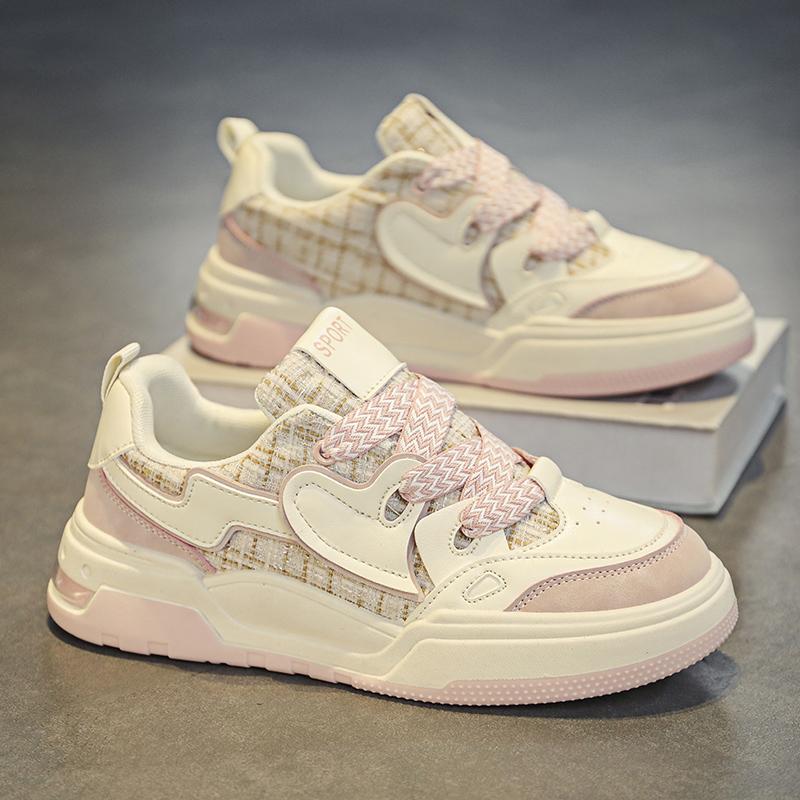 Womens Casual Cute Platform Shoes Fashion Breathable Love Heart Shoes Vulcanized Comfortable Mesh Shoes Zapatillas De Mujer