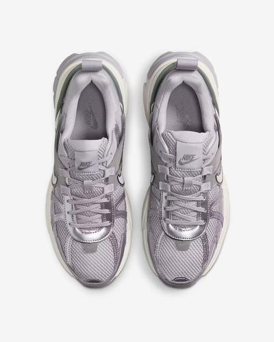 Nike Женские кроссовки для бега V2K Run FD0736-008 Серые Размер