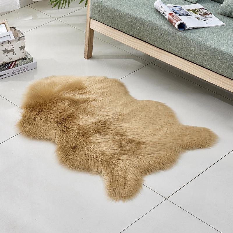 Modern Euro-Style Imitation Wool Long Pile Floor Mat for Living Room or Bedroom