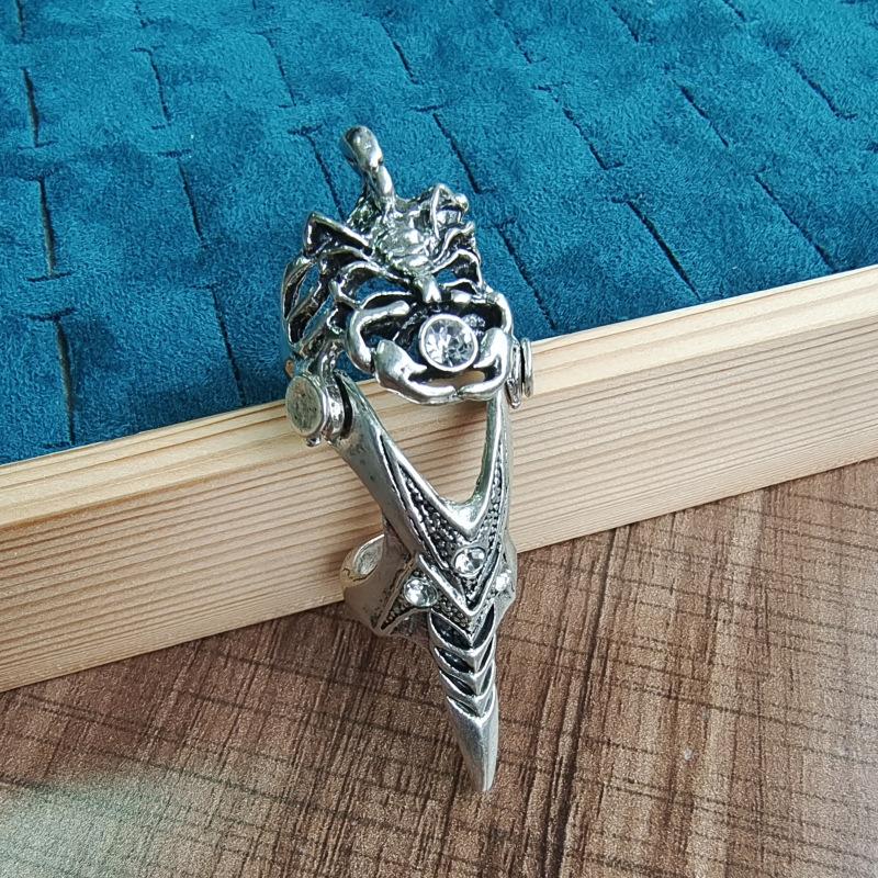 Domineering Dragon Head Ring with Bendable Joints, Men's Fashionable Octopus Style Ring