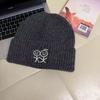 [Stickman Embroidery] Knitted hat women's warm and cold hat shows a small and versatile face