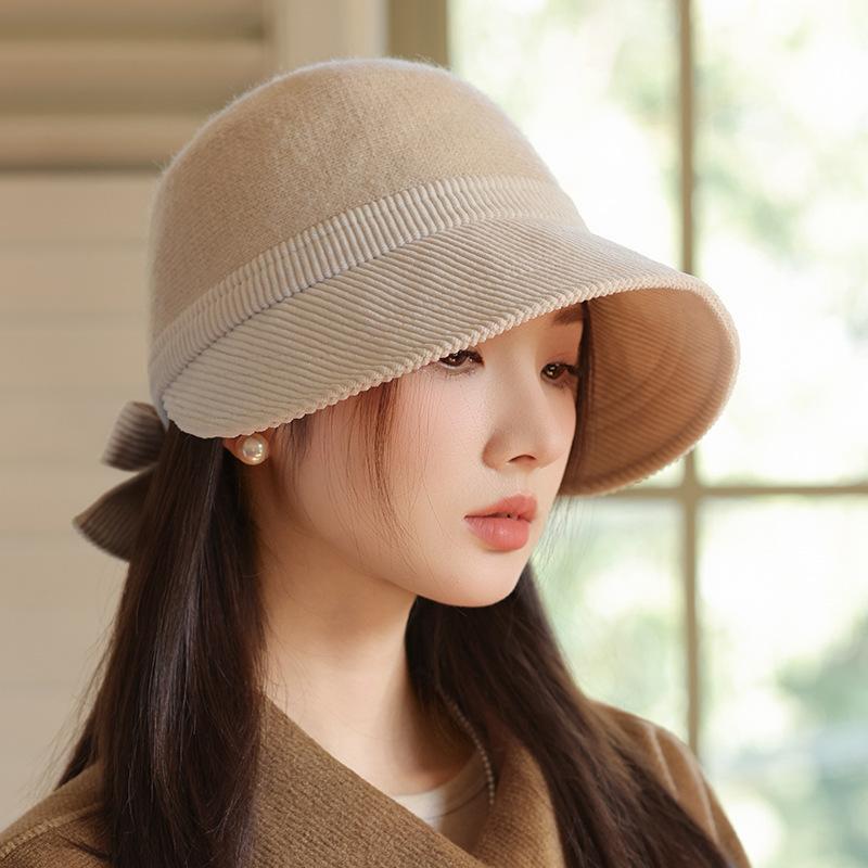 Elegant soft simple basin hat women's early autumn temperament warm bucket hat British retro pleated bow equestrian hat