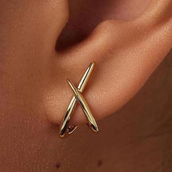 1 Pair Women Earrings Geometric Cross Alloy Hollow Out Anti-slip Smooth Stud Earrings Daily Ear Jewelry for Commuting Party Club