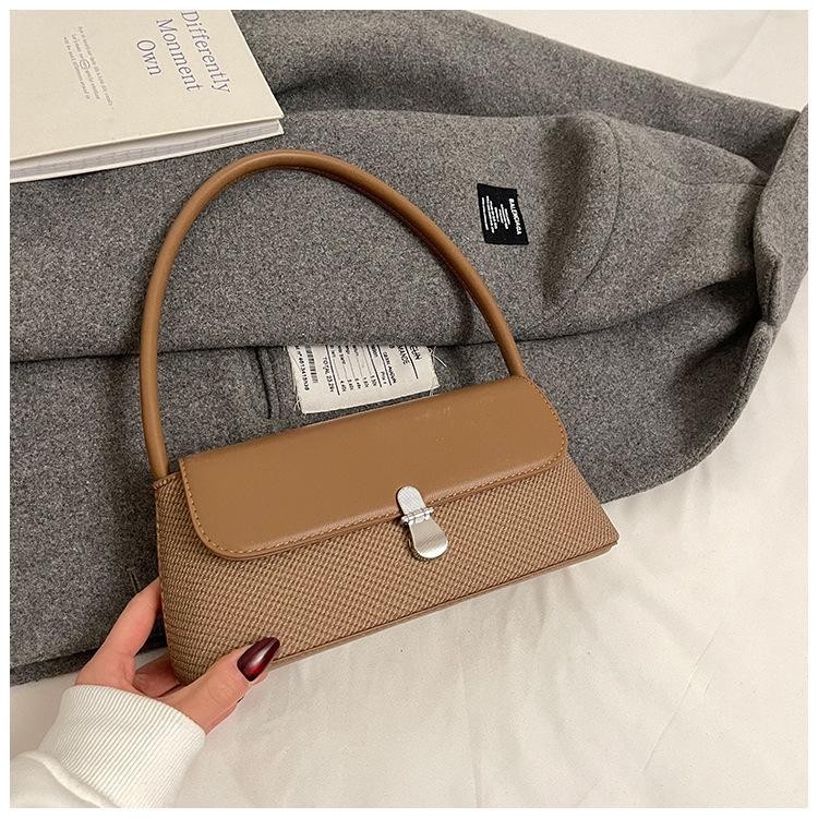 Retro Small Bag Women's 2025 New Trendy Spring and Summer Retro French Niche High-end Single Shoulder Underarm Bag Method Stick Bag