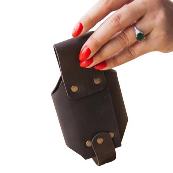 Portable Drink Holster Waist Hanging Beer Holder, Faux Leather Soda Beverage Can Bottle Holder for Belt, Accessories Lovers Party