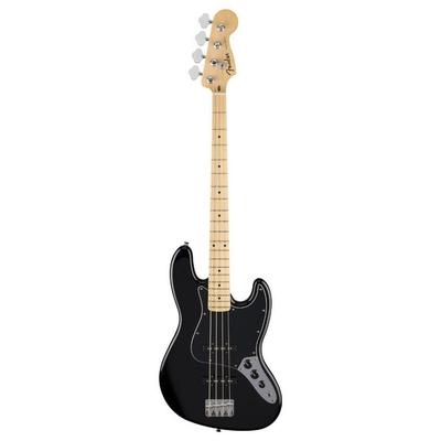 Fender Standard Jazz Bass, Кленовый гриф, Черная накладка, Черный (с мягким чехлом)