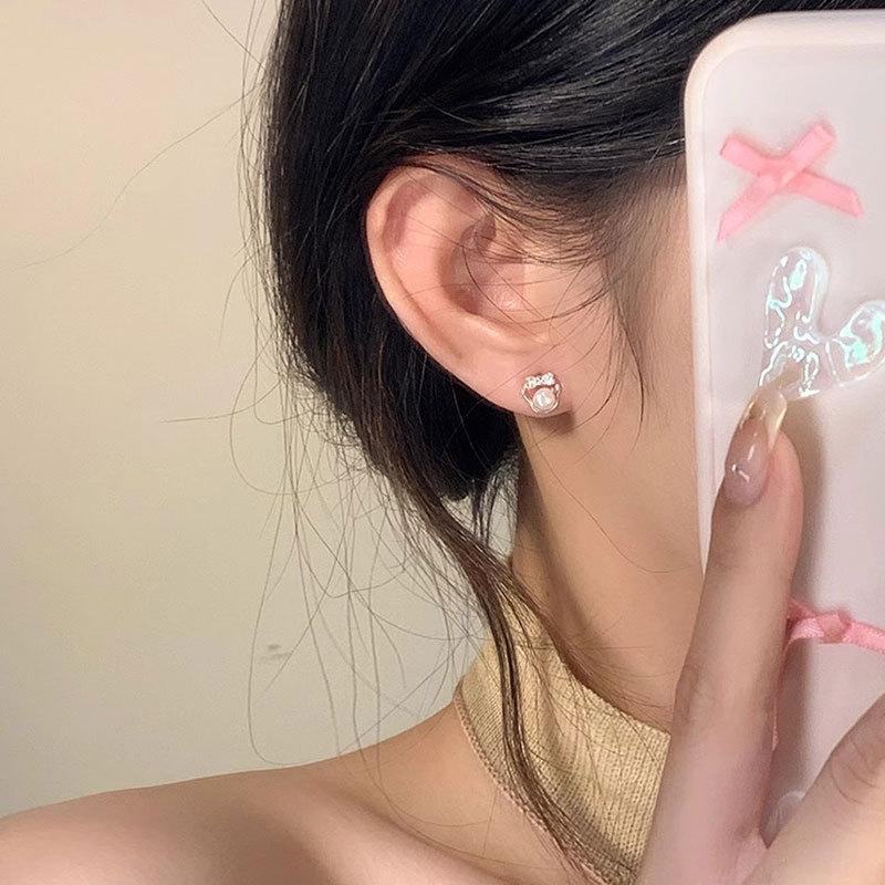 All-body Temperament Bow Tie Pearl Mickey Earrings for Women's Ear Piercing Ear Bone Nails Sweet and Cute Earrings