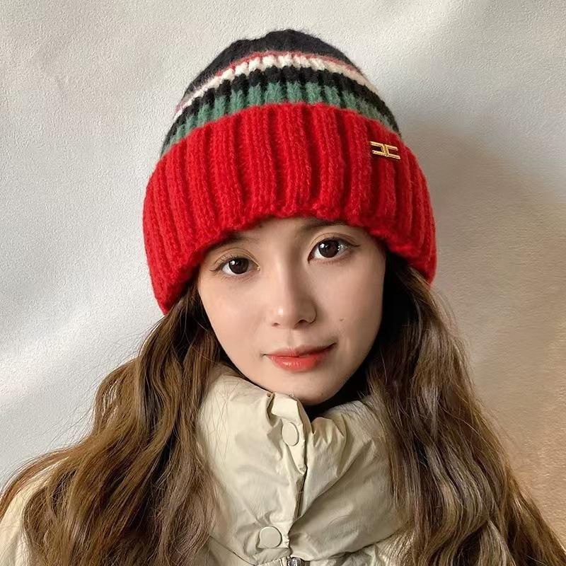 Новая шерстяная шапка для студентов на осень и зиму, теплая, от холода, модная и универсальная, вязаная, с защитой ушей, головная шапка для женщин, утолщенная холодная шапка