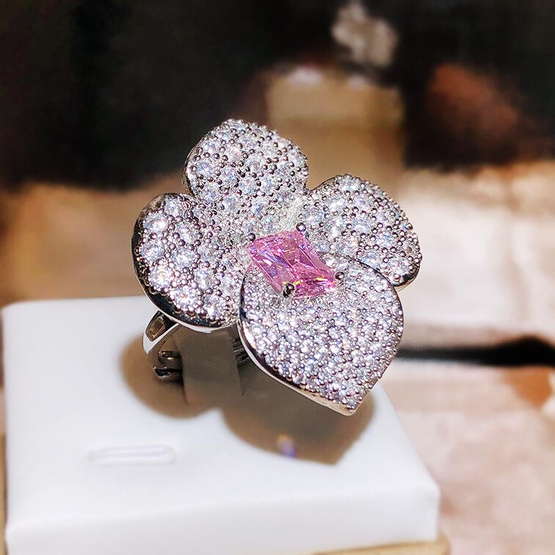 Deluxe Full Diamond Rich Flower Square Chamfered Imitation Pink Ice Flower Cut High Carbon Diamond Ring