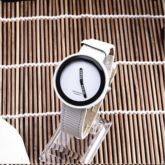 WoMaGe Women Watches Simple Leather Women's Watches Fashion Ladies Watch Women Clock reloj mujer zegarek damski