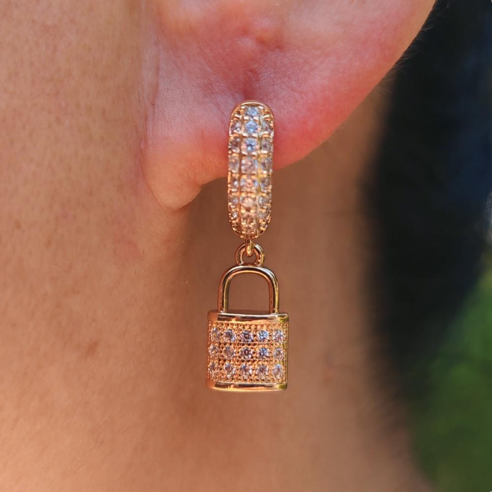 1 пара роскошных маленьких серег-подвесок с замком для женщин, ювелирные изделия с цирконием, аксессуары для свадебной вечеринки