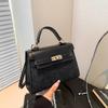 Foreign style small bag women's new Korean popular portable shoulder messenger commuter advanced sense versatile Kelly bag