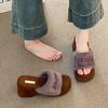 Пушистые тапочки на толстой подошве женские 2025 новые осенние корейская версия высококлассный темперамент французские сказочные тапочки-маффины женские