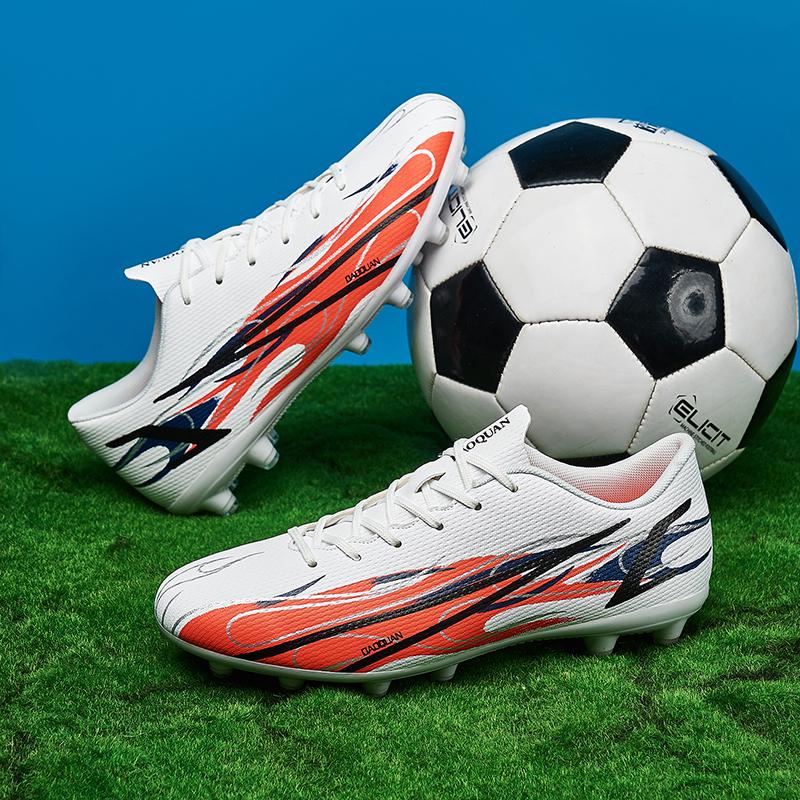 Mens Football Shoes New FG/TF Training Football Boots Artificial Grass Lightweight Outdoor Sports Soccer Shoes for Man