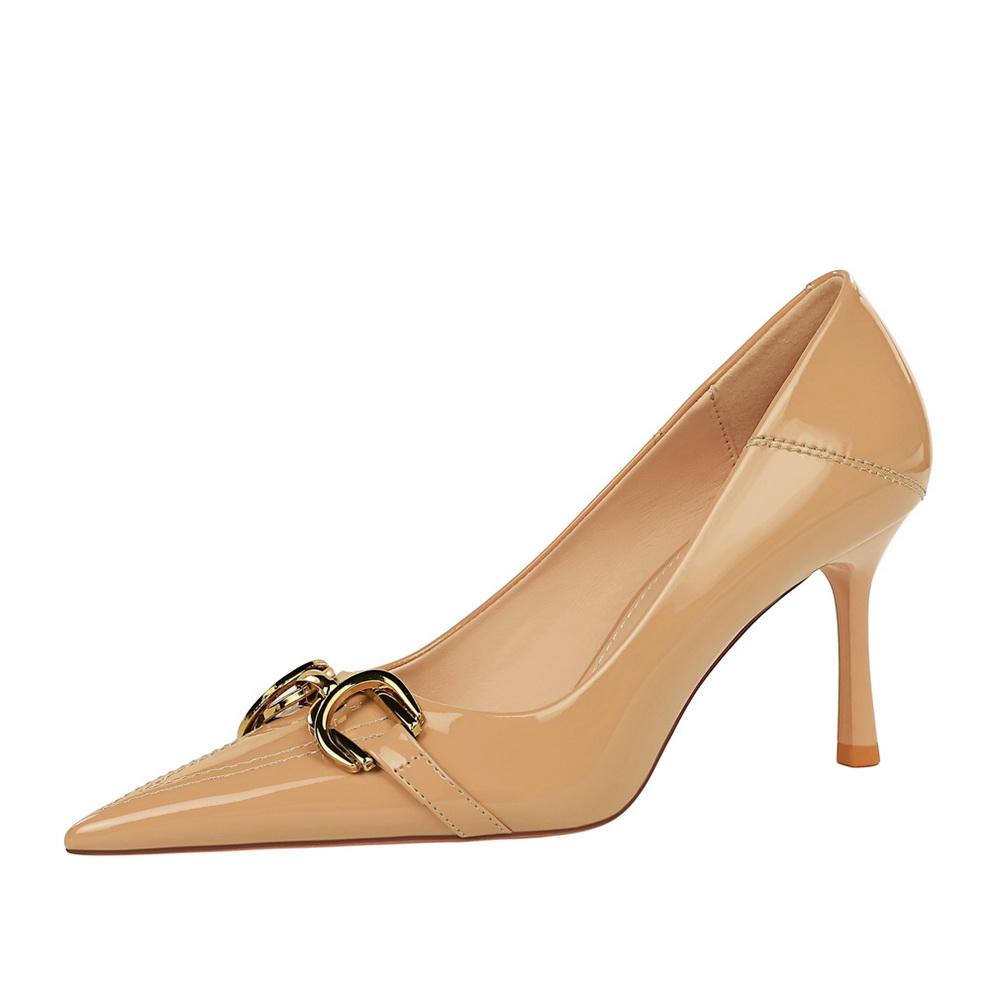 Туфли на высоком каблуке в европейском и американском стиле. Женская обувь. Одинарные туфли на тонком каблуке с острым носком и металлическим ремнем.