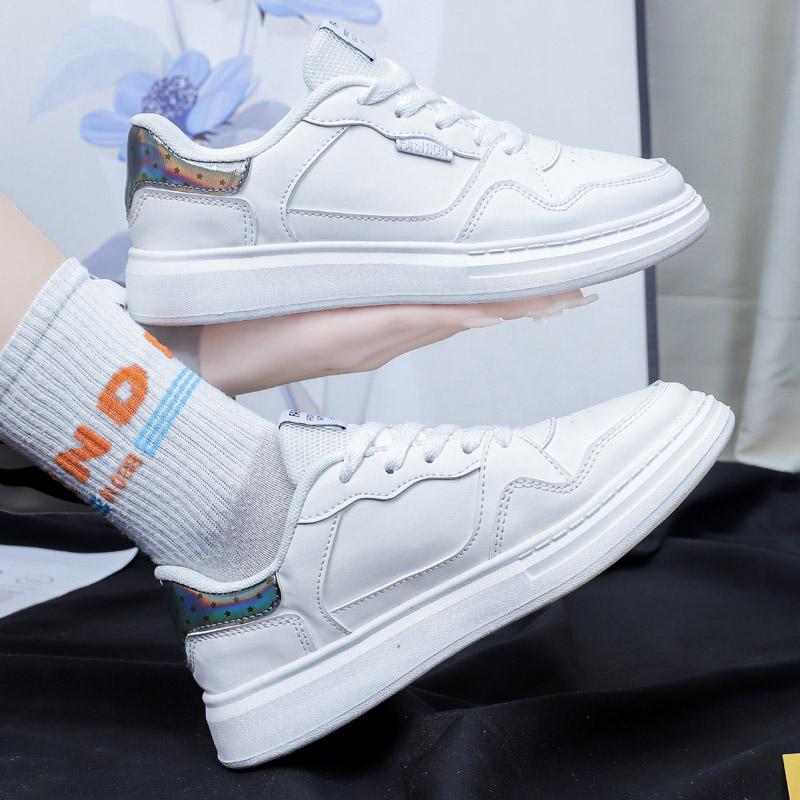 2026 Women's Sports Shoes Campus Shoes Trend Lightweight Soft Soled Board Shoes Women's Thick Soled White Shoes