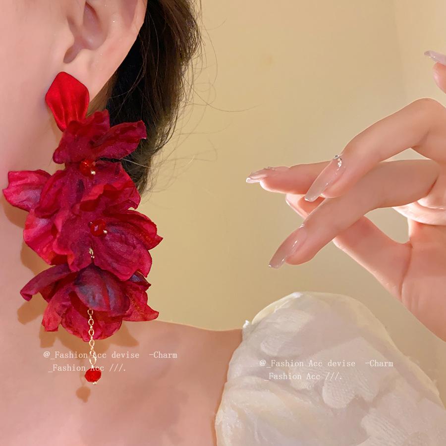 Silver needle fabric flower fringed earrings sweet and delicate earrings summer vacation temperament earrings design sense niche