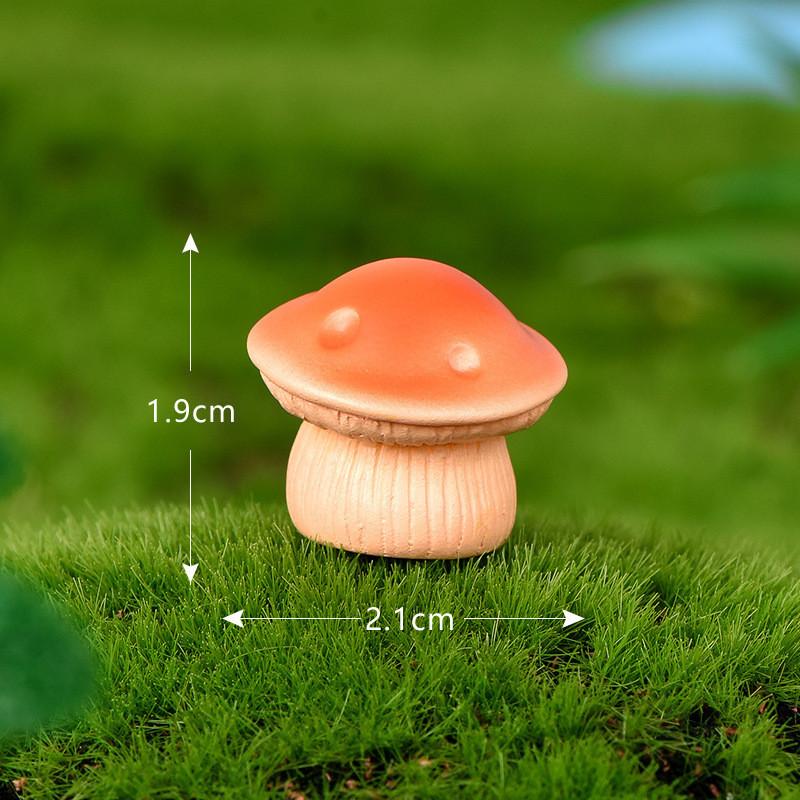 Detailed Resin Orange Tabby Cat Figurines For Creative Garden Projects