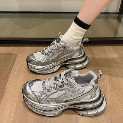 Серебристые кроссовки на небольшой платформе для увеличения роста, новинка осени, повседневная спортивная обувь