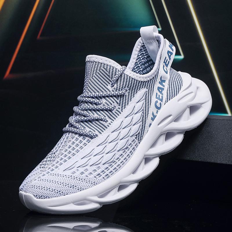 Fashion New Large Size Men's Casual Sports Shoes Fashion Thick Sole Light Men's Shoes Mesh Surface Breathable Running Men's Sneakers
