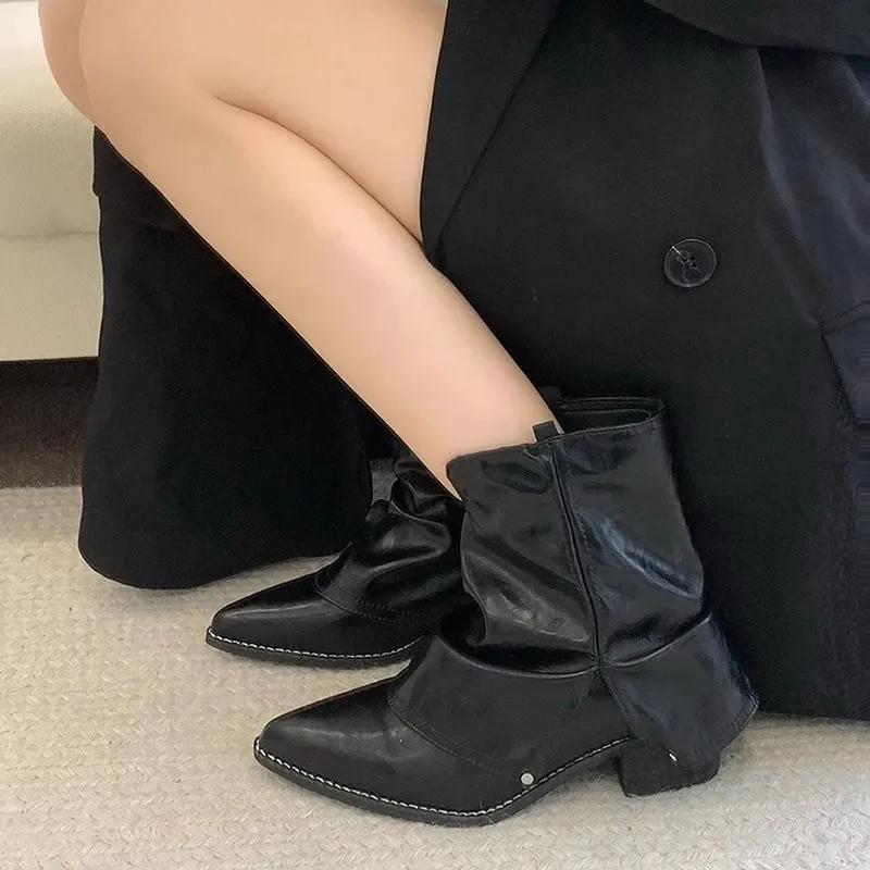 Fashion Women's Spring Summer New Style Western Denim Boots Black Pointed Toe Short Boots With Polyurethane Lining And Sole