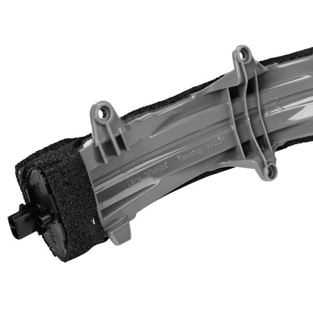 Right Side Rear View Mirror Turn Signal Light For Land Cruiser Urj200 2012-2018