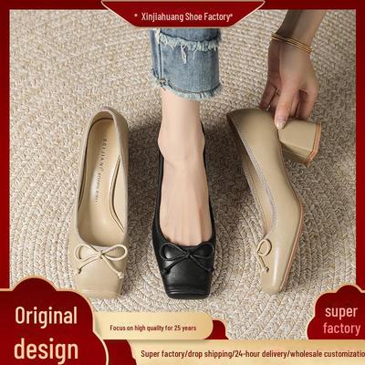 Женские мокасины на высоком каблуке с квадратным носком во французском стиле и бантом — коллекция осень 2023 г.