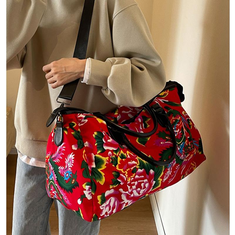 Chinese Ethnic High Capacity Travel Bag Versatile Contrasting Color Sports Fitness Handbag Personalized Northeast Big Flower Cotton Coat Crossbody Bag