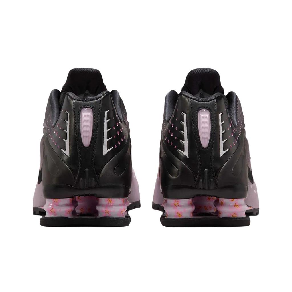 Nike Shox R4 Sakura женские кроссовки розовые королевские-розовые черные IB8872-600
