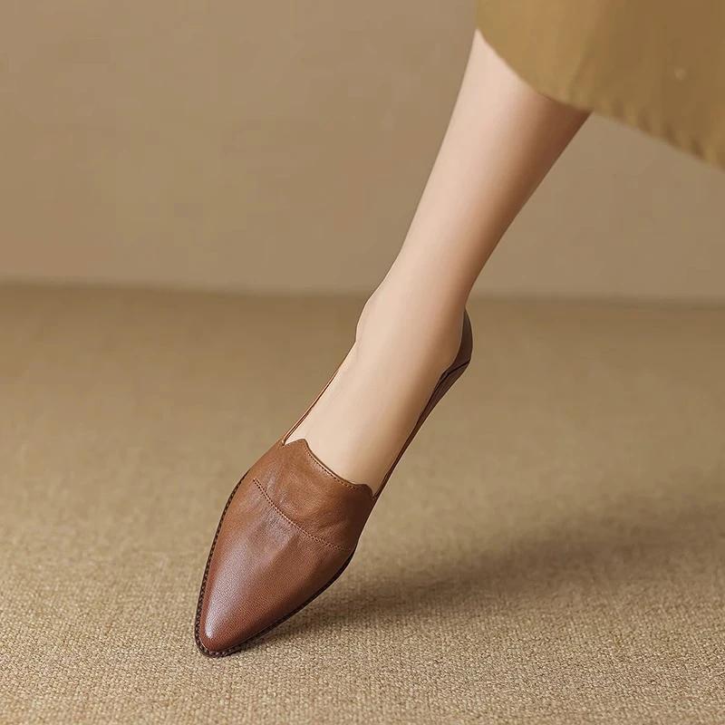 Retro Pointed Thick Heeled Single Shoes Soft Leather Women's Loafers Casual Middle Heel Shallow Mouth Temperament Solid Pumps
