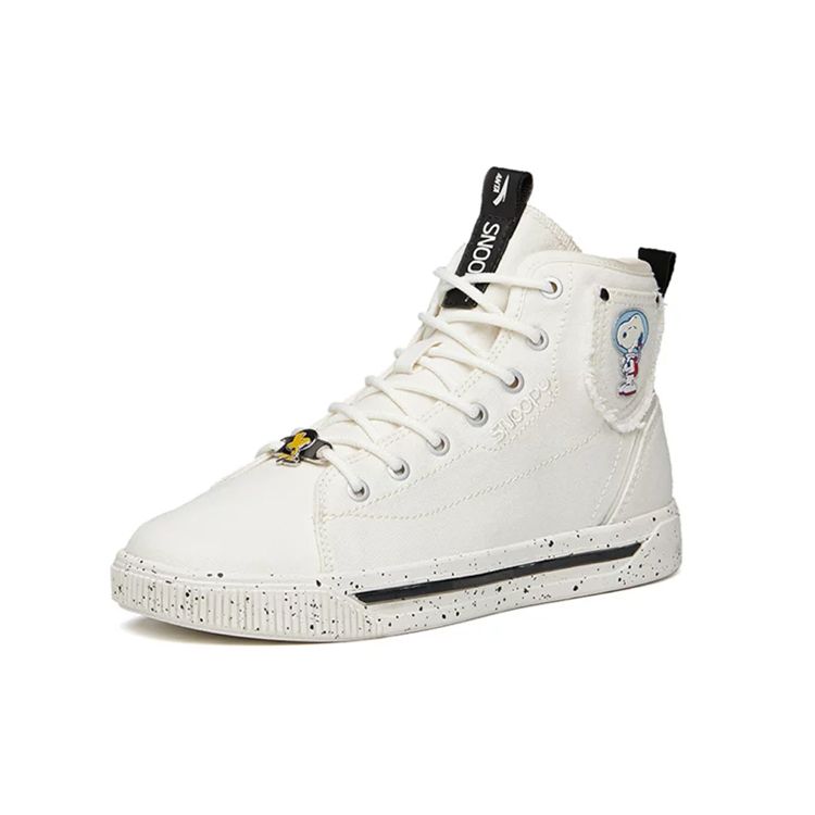 Anta Snoopy X Canvas High-Top Sneakers Women Sneakers White Black 922138604-3