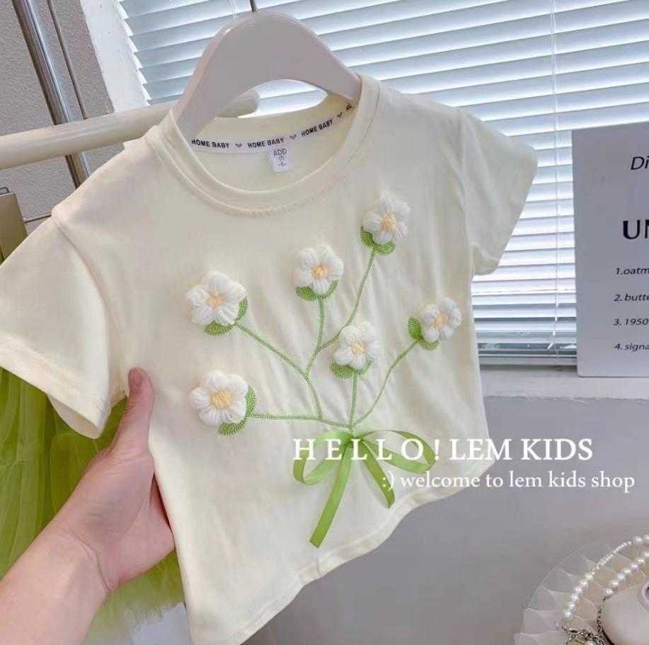 Очаровательный летний новый комплект для девочек 2024 года: милый кружевной топ и модные корейские джинсовые шорты для возраста от 3 до 8 лет