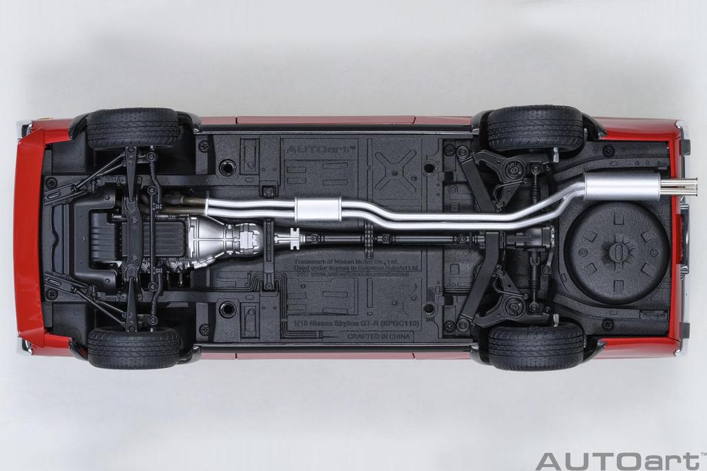 AUTOart Масштаб Nissan Skyline Тюнингованная версия Красная Готовая модель 77468 1/18 2000GT-R (KPGC110)