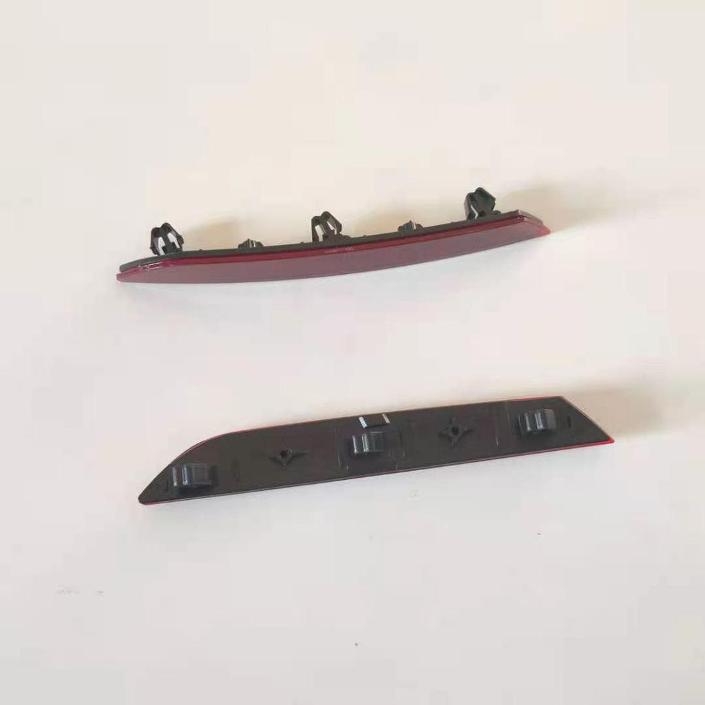 BMW 5G30 Задний бампер Светоотражатель 63147851577/78