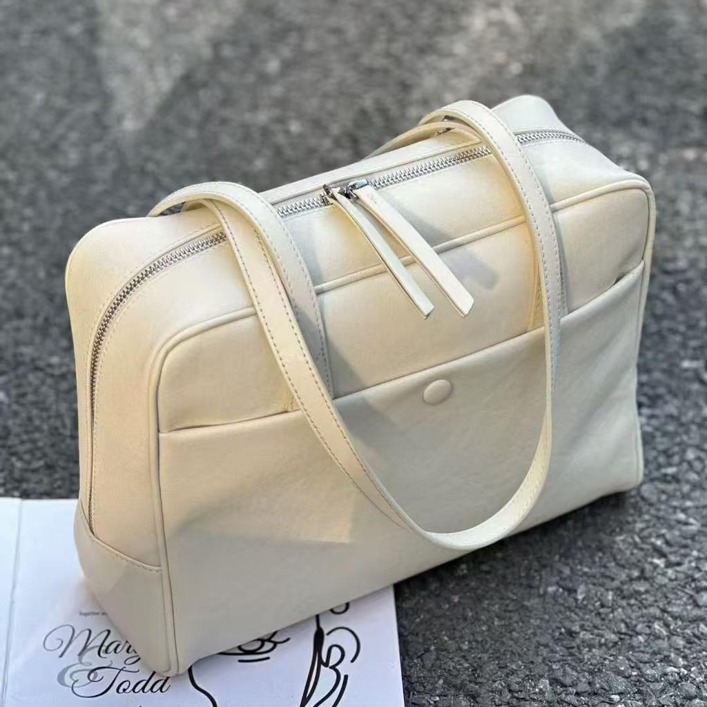 Retro Genuine Leather Makeup Bag Large Capacity Commuting Handheld Armpit Bag Single Shoulder Crossbody Bag Women's Leather Handbag