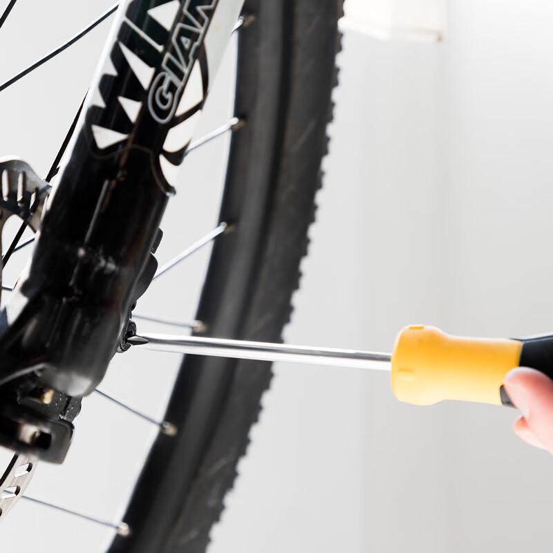 Deli Rubber Handle Screwdriver Set