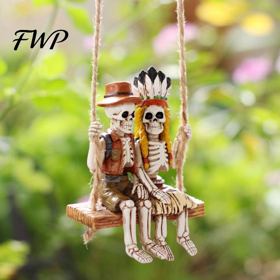 Handcrafted Resin Swing Art Couple Skeleton Statue, Man Indian Woman Day of The Dead Decor Figurine, Halloween Hanging Ornament for Indoor Window