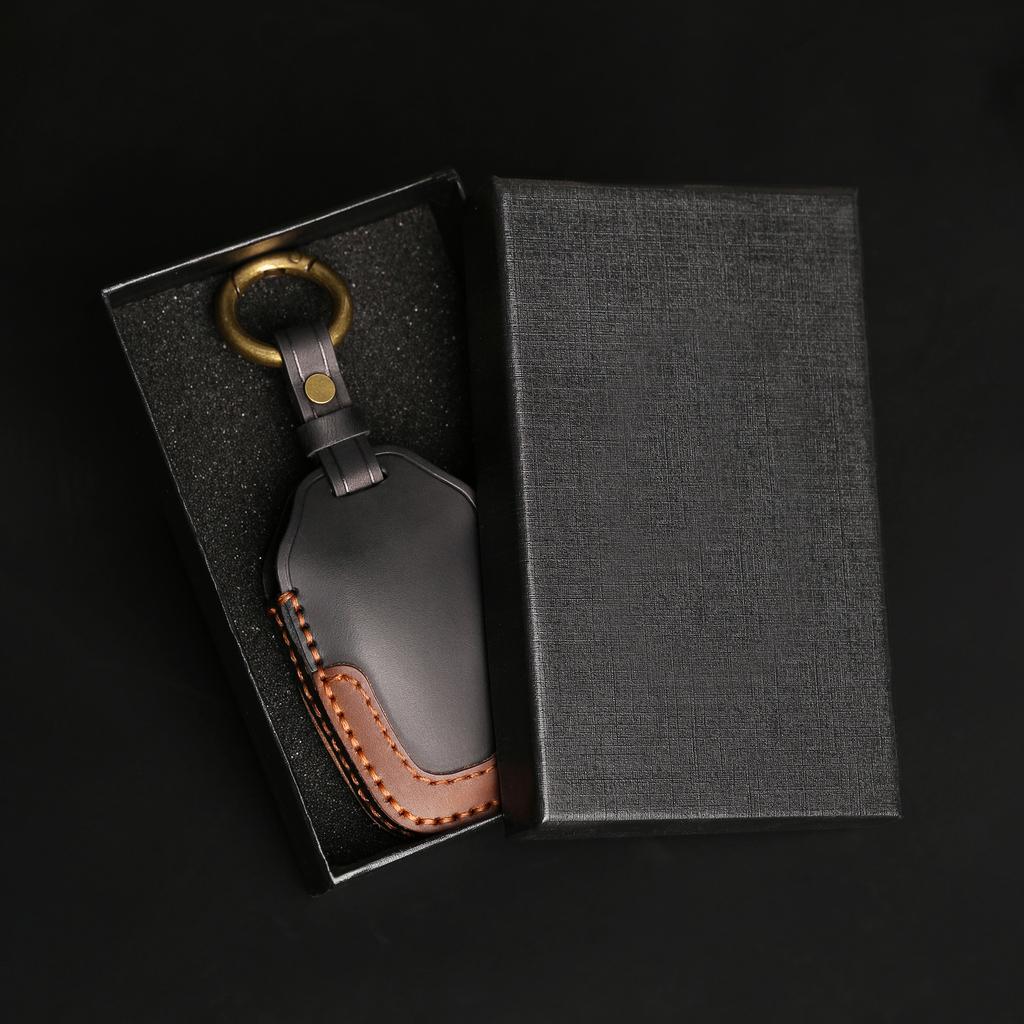 Customized for Toyota BZ4X key cover Corolla Vios Crazy Horse splicing car key cover Genuine leather cow