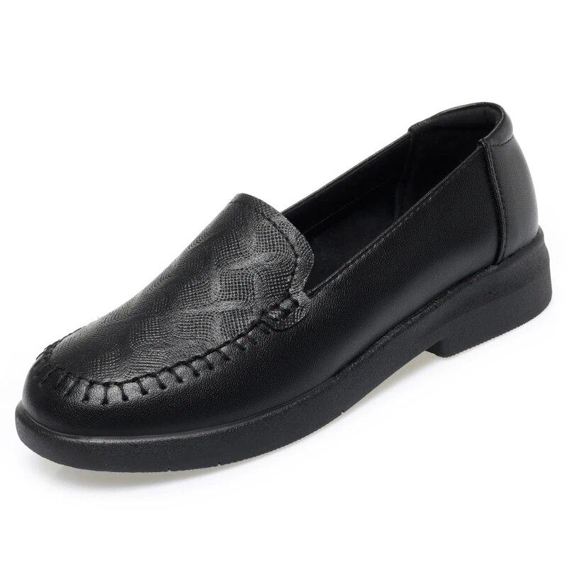 Women Loafers Spring Cut-out Women Casual Round Toe Large Size Mom Shoes Women