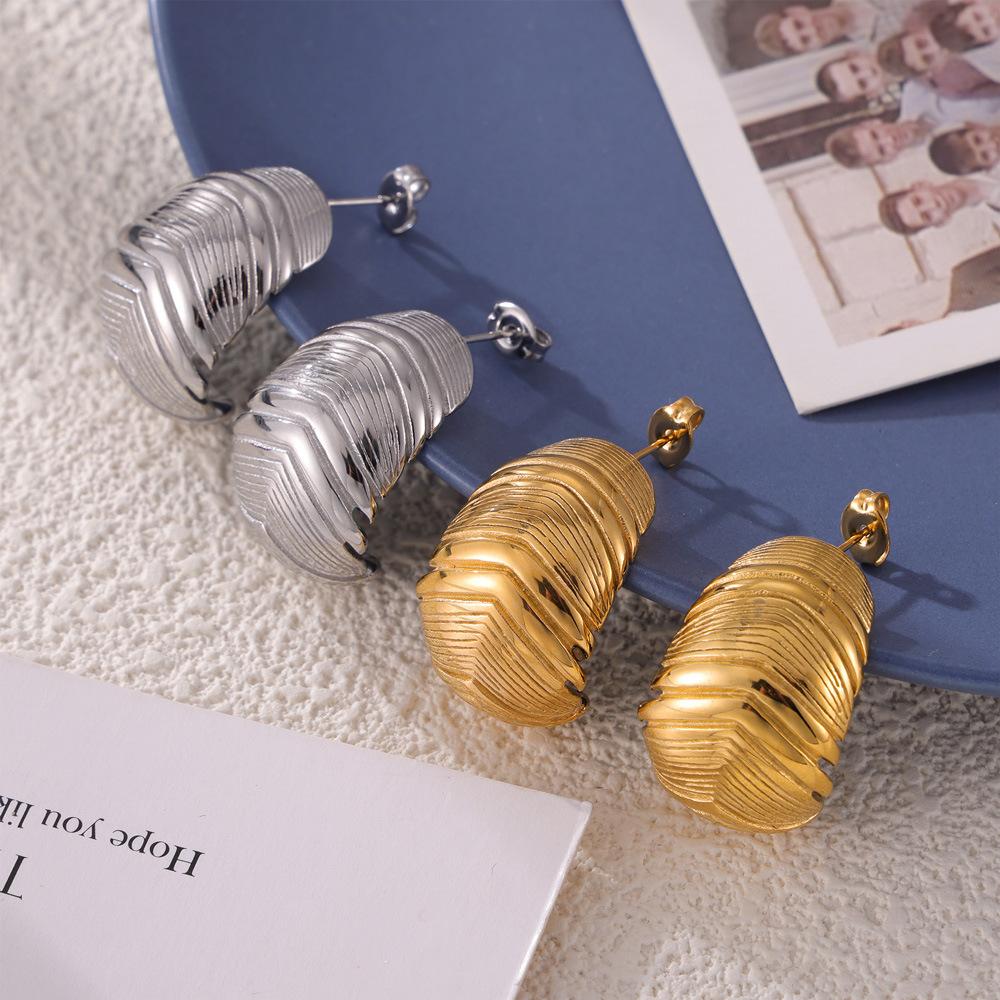 Серьги в стиле французского ретро, элегантный дизайн, серьги из титановой стали с покрытием из 18-каратного золота, универсальные новые ювелирные изделия
