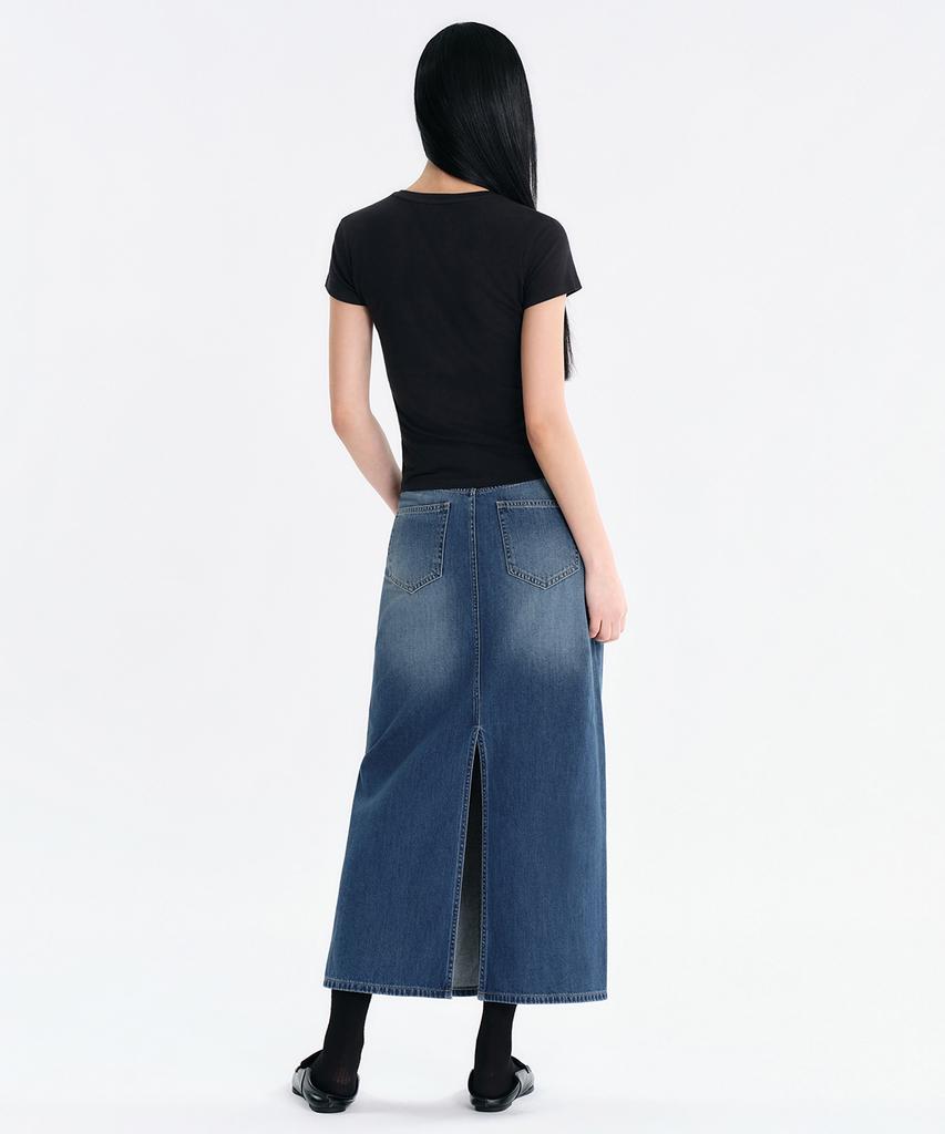 Musinsa Standard Woman Women'S Lightweight Denim Maxi Skirt [Medium Indigo]