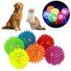 Прыгающий светящийся мячик Колючий резиновый сенсорный игрушка с мигающими цветами Игрушка для жевания для кошек и собак Чистка зубов Колючие мячики