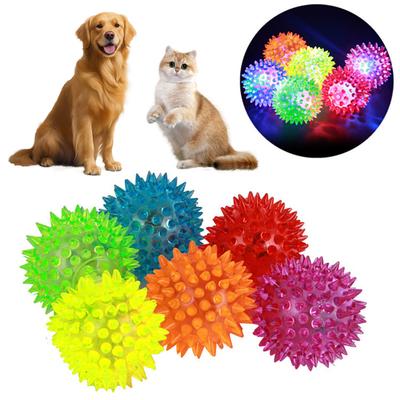 Прыгающий светящийся мячик Колючий резиновый сенсорный игрушка с мигающими цветами Игрушка для жевания для кошек и собак Чистка зубов Колючие мячики
