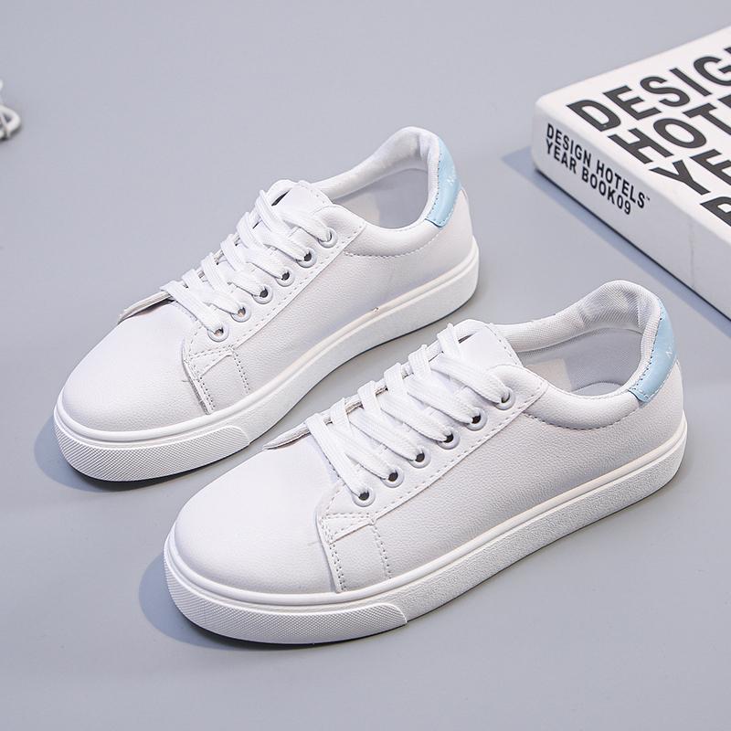 Мода 2024 зимние женские кроссовки теплые плюшевые вулканизированные туфли женские туфли на платформе из хлопка на шнуровке плюс бархатные повседневные туфли