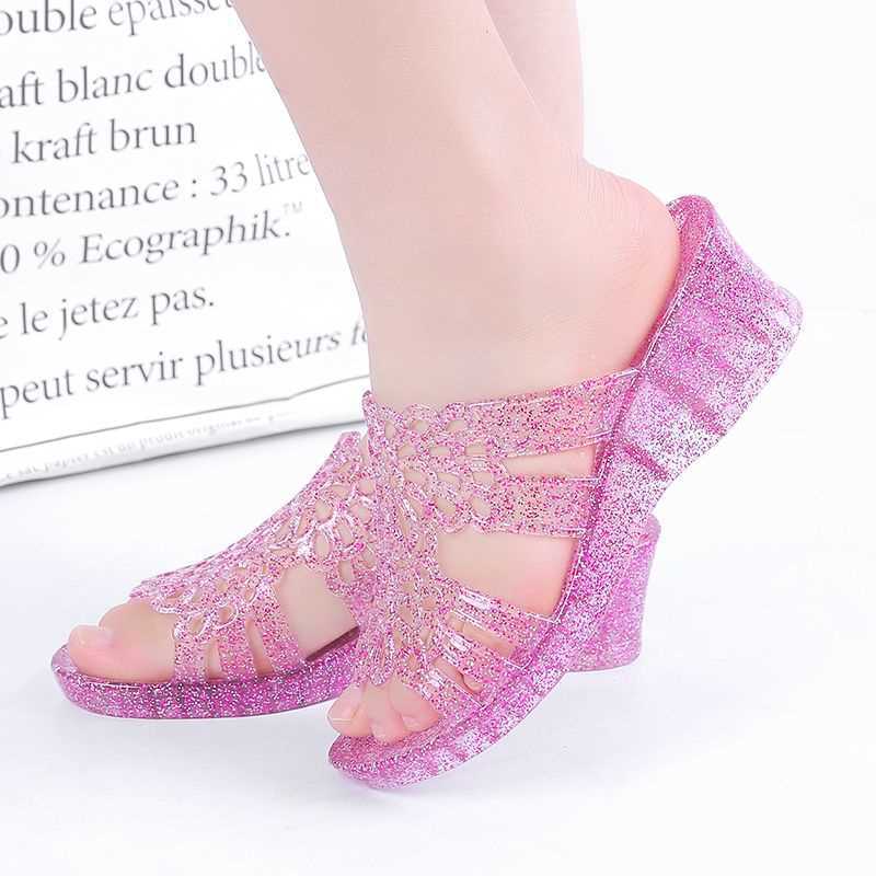 New Summer Sandals Female Crystal Jelly Shoes Beach Shoes Slip Plastic Transparent Shoes Women Sandals Pvc Jelly Sandals
