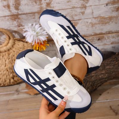 Женская обувь – Кроссовки