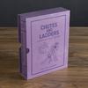 Винтажная коллекция книжной полки с настольными играми, включающая классический геймплей: Лестницы и змеи Шашки Нарды Четыре в ряд и Sor