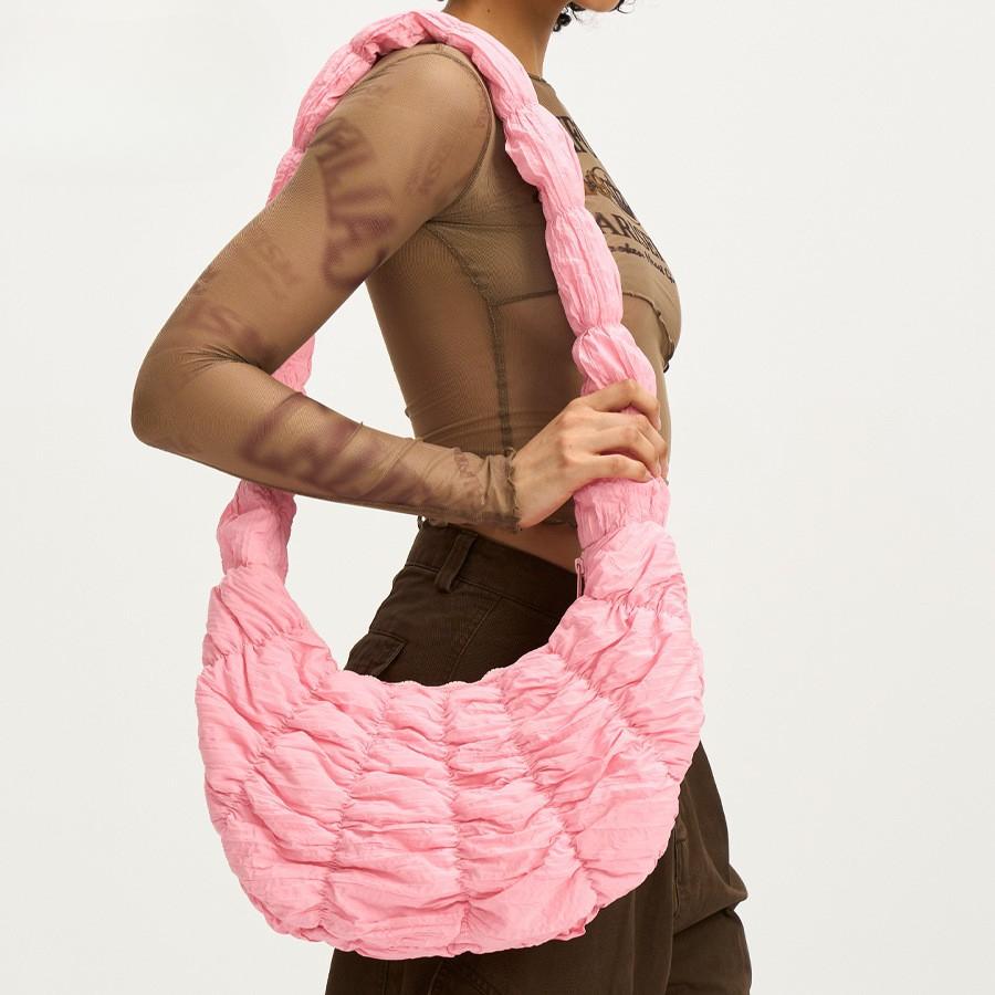 Женская легкая сумка-круассан с текстурой в виде полумесяца, уменьшающаяся в размерах, через плечо